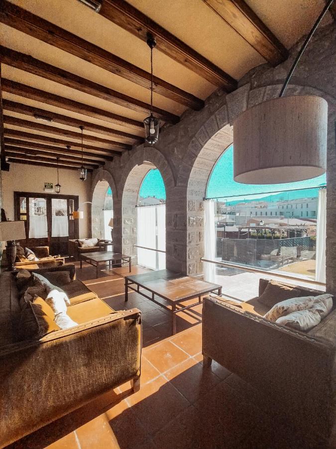 Posada Real Restaurante El Linar Del Zaire بورغوهوندو المظهر الخارجي الصورة